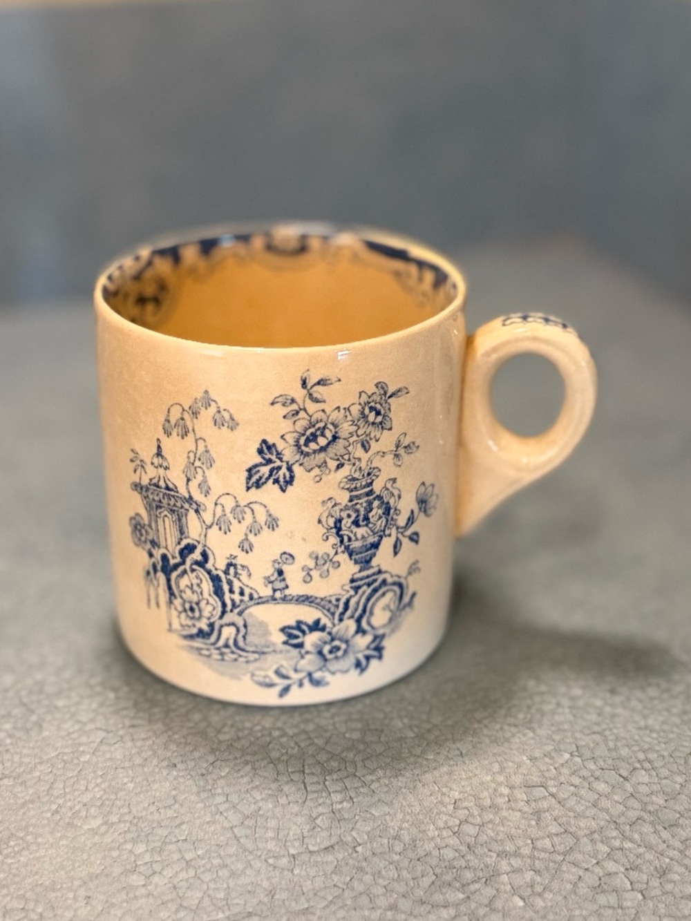 VINTAGE CELESTE B&L ENGLAND BWC BLUE WHITE PORCELAIN MUG